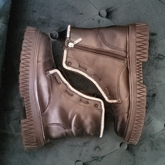 Schutz Womens AMIRAH Black Faux Leather Lug Sole Block Chunky Combat Boots - Picture 11 of 13